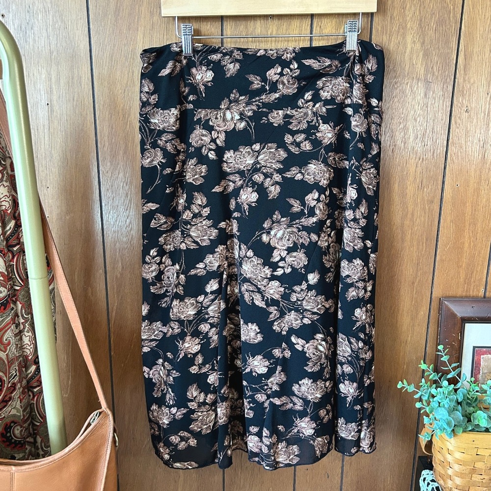 Nine & Co by Nine West Black Floral Midi Skirt L‎ Lined Rose Print